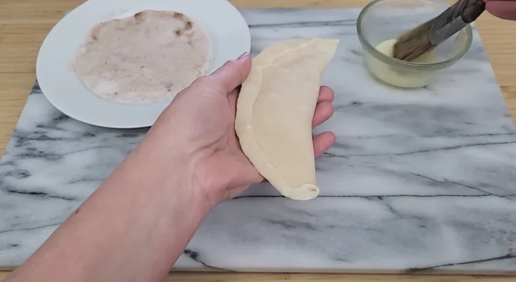 apple cinnamon empanadas step 5