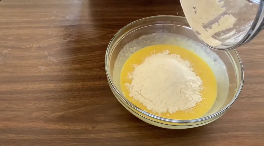 banana bread recipe with 2 bananas step 6