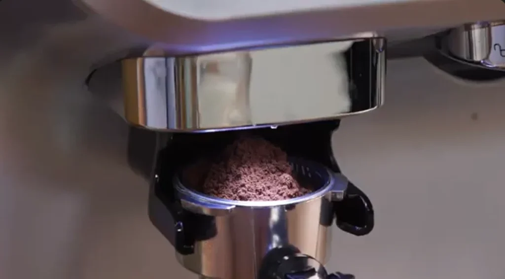 cold brew coffee with foamy bubbles step 1