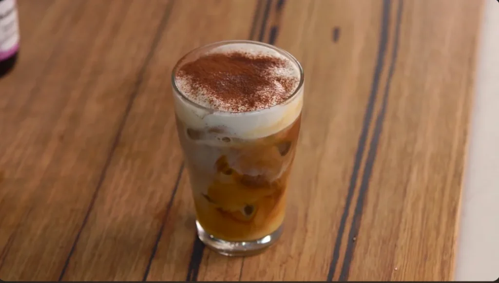 cold brew coffee with foamy bubbles step 7