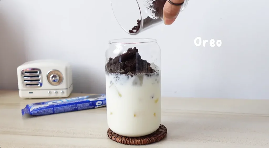 oreo iced coffee step 7
