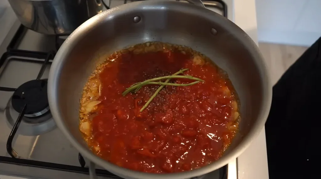 creamy rose pasta sauce step 3