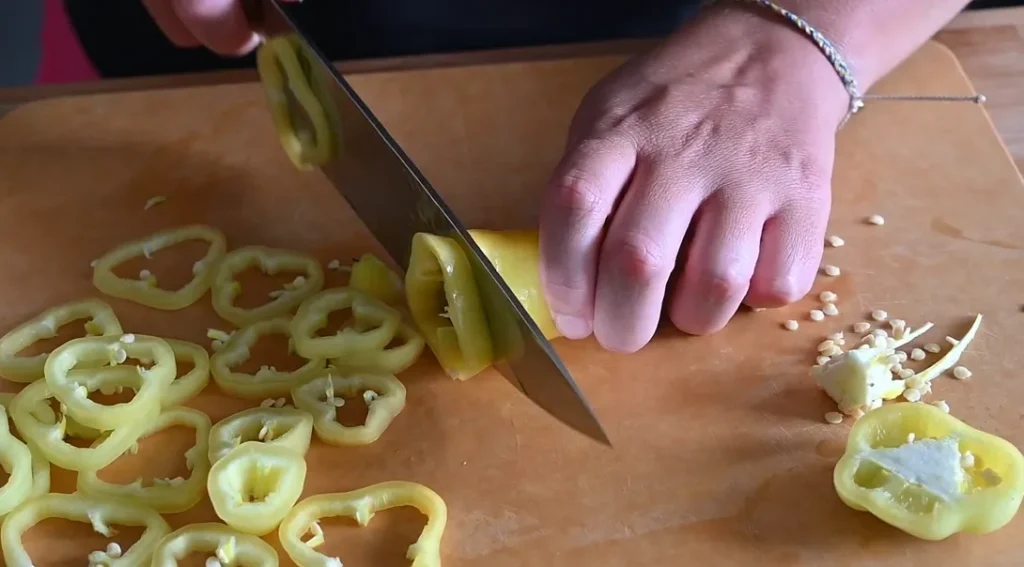 pickled banana peppers