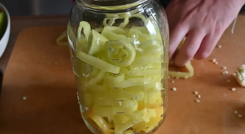 pickled banana peppers
