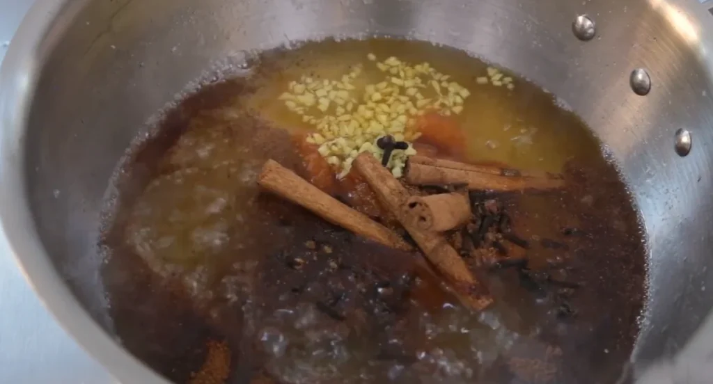 homemade pumpkin spice sauce for coffee